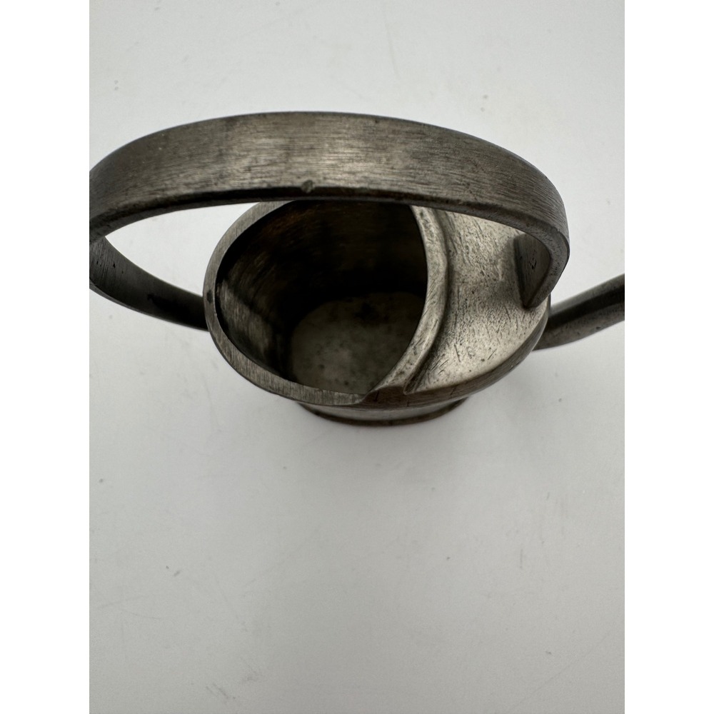 Vintage EPU Peltro Italy 95% Zinn Pewter Miniature Watering Can Tulip Floral 4.5 - Picture 2 of 10